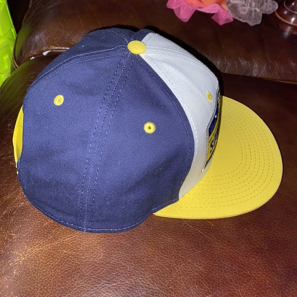 Bubba Gump Shrimp Co. - “Stupid Is As Stupid Does” Snap Back Cap - One Size - Picture 2 of 9